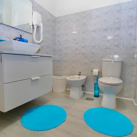 Azzurro / Ocean View / 5 Min To Beach Διαμέρισμα Αλμπουφέιρα